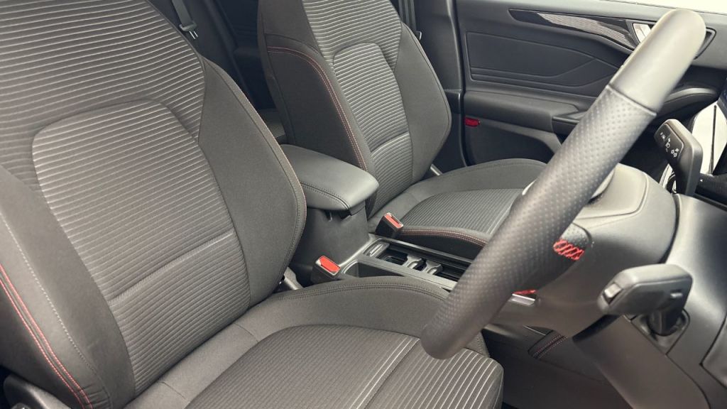 Used Ford Focus 2025 for sale - 77118010: Photo 20