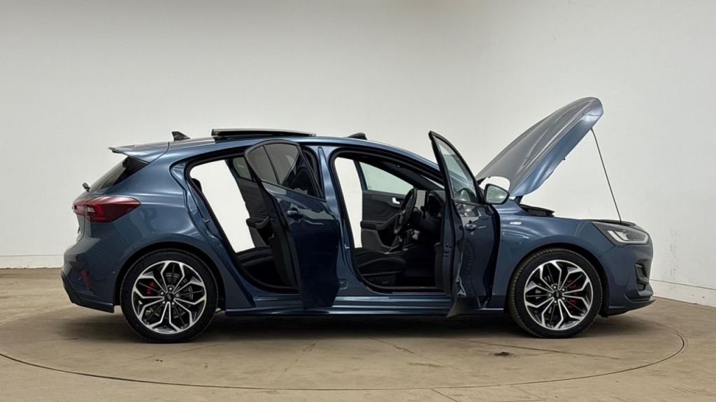 Used Ford Focus 2025 for sale - 77952151: Photo 4