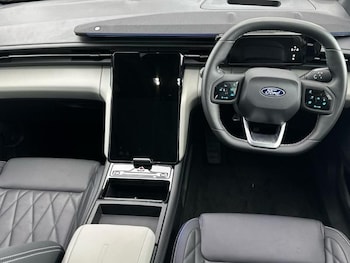 Used Ford Explorer 2024 for sale - 78569238: Photo