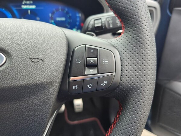 Used Ford Focus 2023 for sale - 75572872: Photo 31