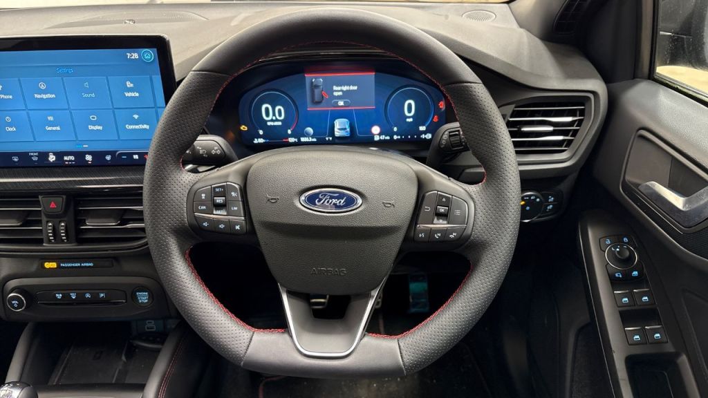 Used Ford Focus 2024 for sale - 76391543: Photo 8