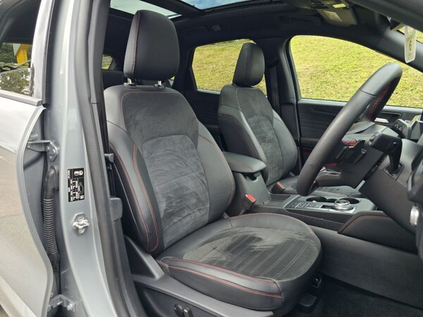 Used Ford Kuga 2022 for sale - 75764702: Photo 37