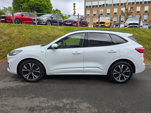 Used Ford Kuga 2022 for sale - 75723539: Photo 2