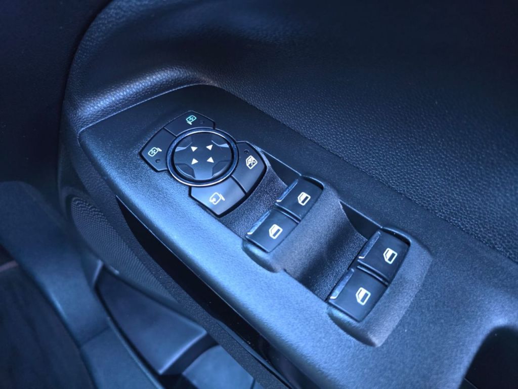 Used Ford Ecosport 2019 for sale - 76428957: Photo 31