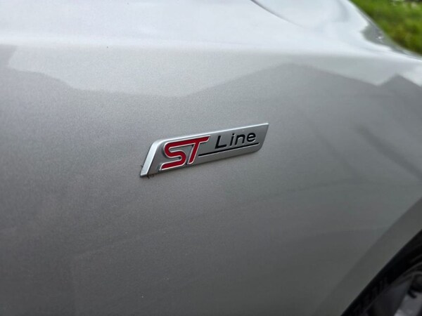 Used Ford Focus 2021 for sale - 75641850: Photo 17
