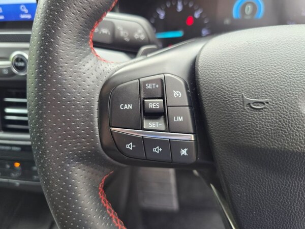 Used Ford Focus 2021 for sale - 75641850: Photo 23