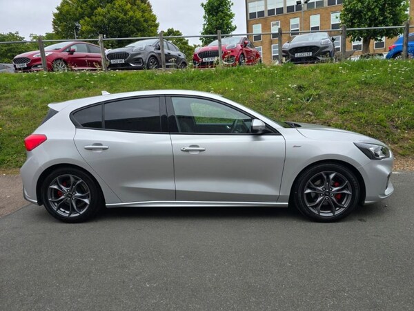 Used Ford Focus 2021 for sale - 75641850: Photo 4