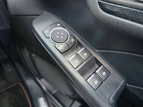 Used Ford Kuga 2022 for sale - 75641846: Photo 29