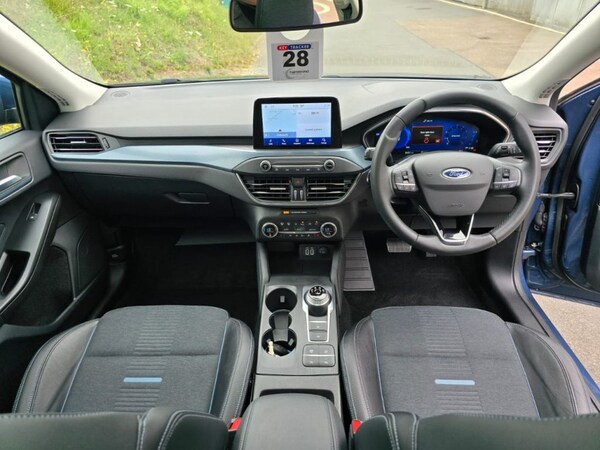 Used Ford Focus 2021 for sale - 75619142: Photo 3