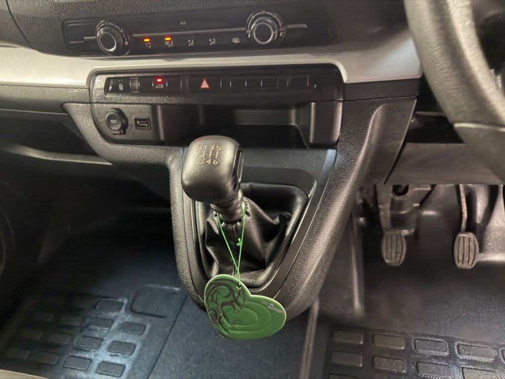 Used Vauxhall Vivaro 2022 for sale - 76923966: Photo 18