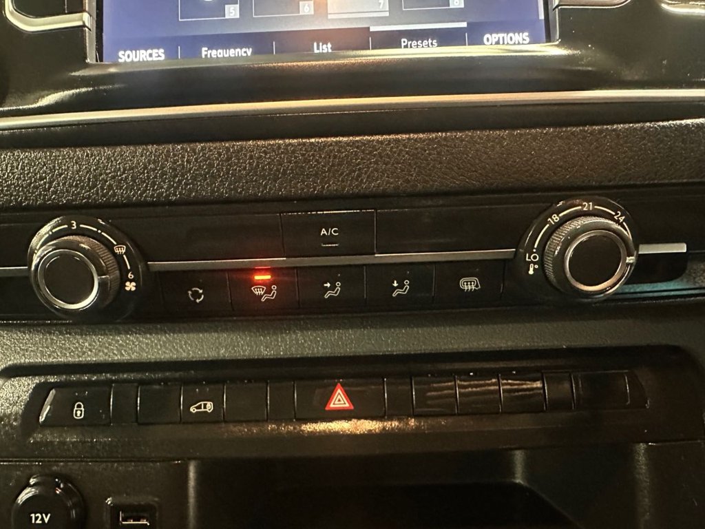 Used Vauxhall Vivaro 2022 for sale - 76210428: Photo 19