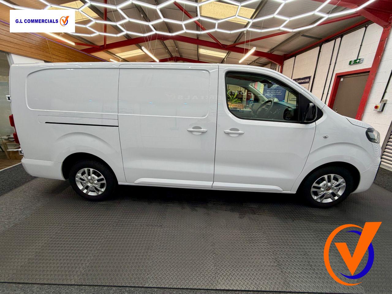 Used Vauxhall Vivaro 2023 for sale - 77950914: Photo 7