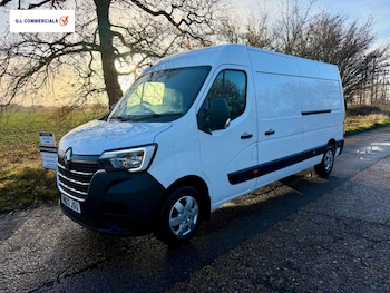 Renault Master feature image