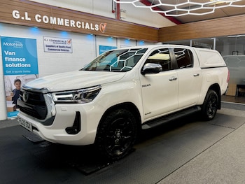 Used Toyota Hilux 2023 for sale - 79071435: Photo