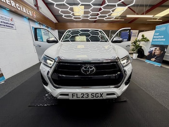 Used Toyota Hilux 2023 for sale - 79071435: Photo