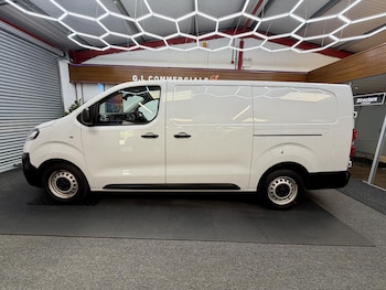 Used Vauxhall Vivaro 2023 for sale - 78240039: Photo