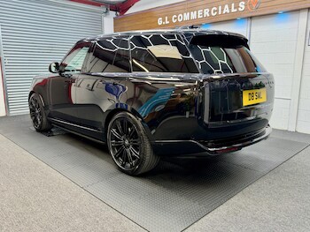 Used Land Rover Range Rover 2025 for sale - 78270493: Photo