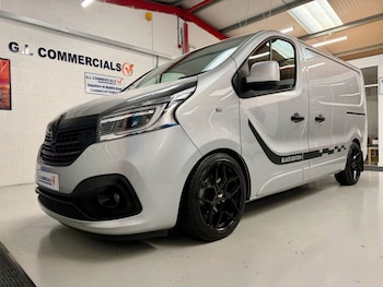 Renault Trafic feature image