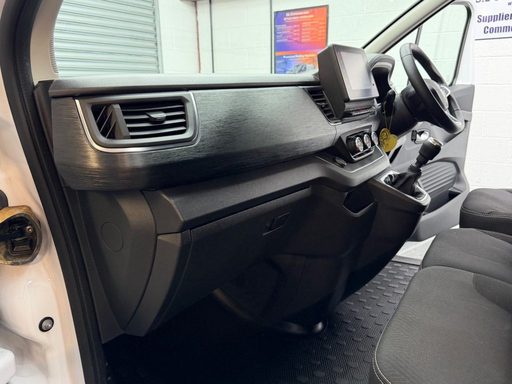 Used Renault Trafic 2022 for sale - 77341833: Photo 17