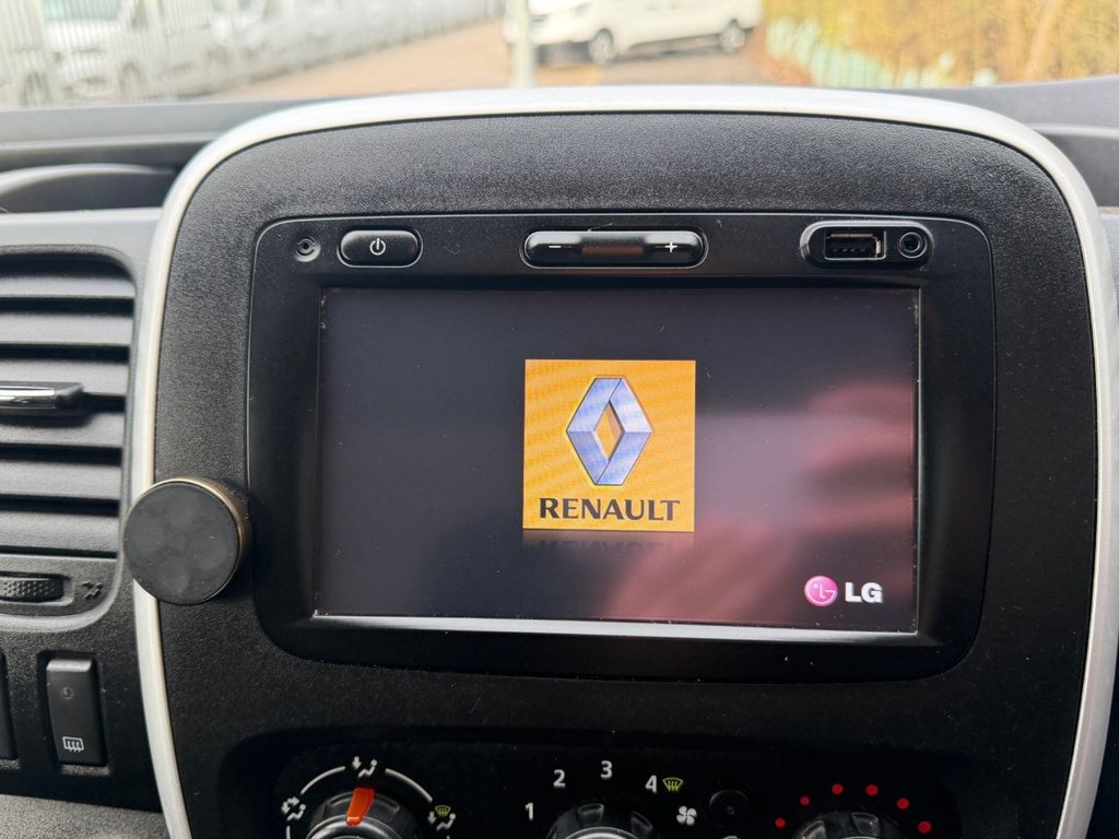 Used Renault Trafic 2015 for sale - 77520759: Photo 16