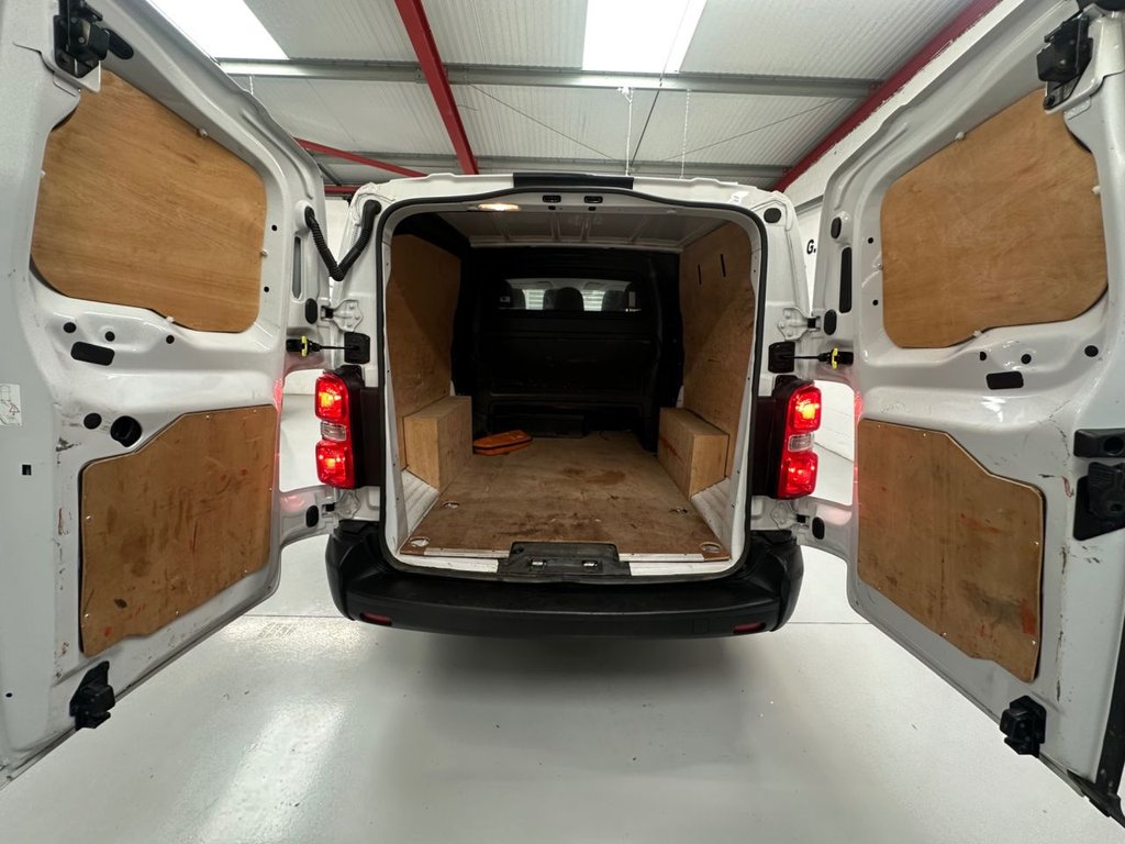 Used Citroen Dispatch 2022 for sale - 75974609: Photo 17