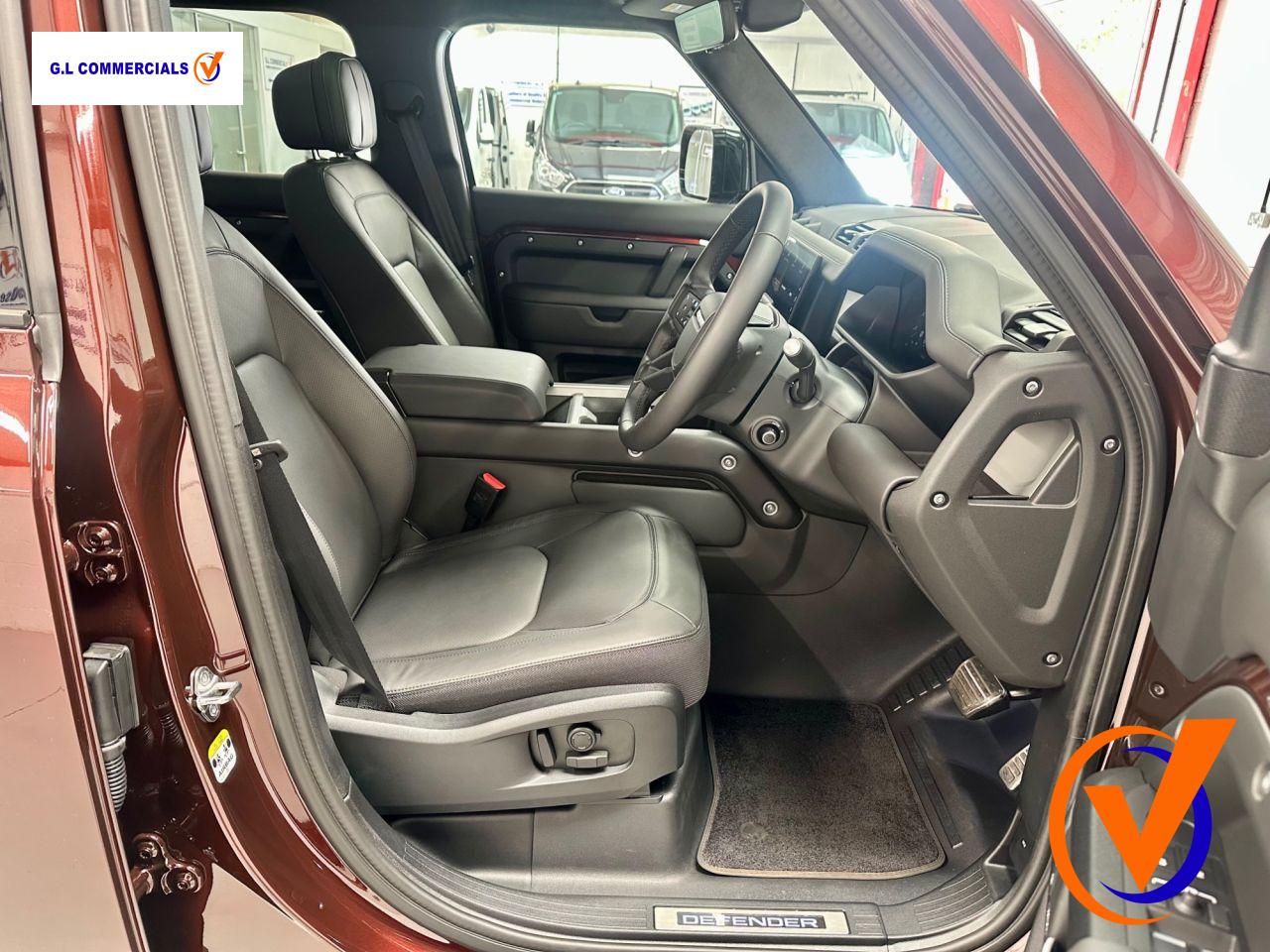 Used Land Rover Defender 2025 for sale - 77950936: Photo 17