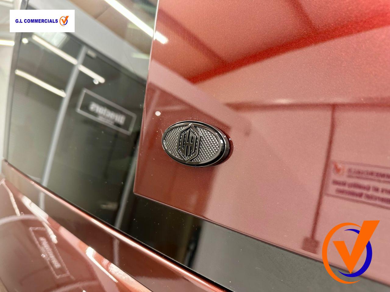 Used Land Rover Defender 2025 for sale - 77950936: Photo 34