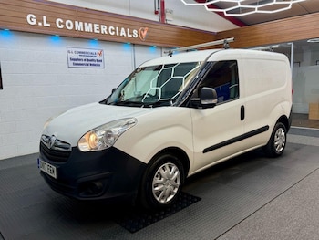 Used Vauxhall Combo 2017 for sale - 78042316: Photo