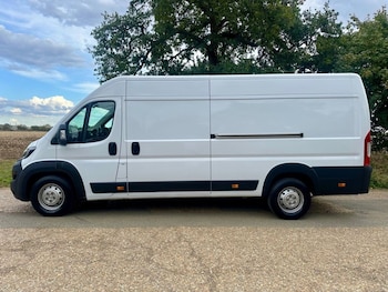 Used Peugeot Boxer 2023 for sale - 75801398: Photo