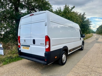 Used Peugeot Boxer 2023 for sale - 75801398: Photo