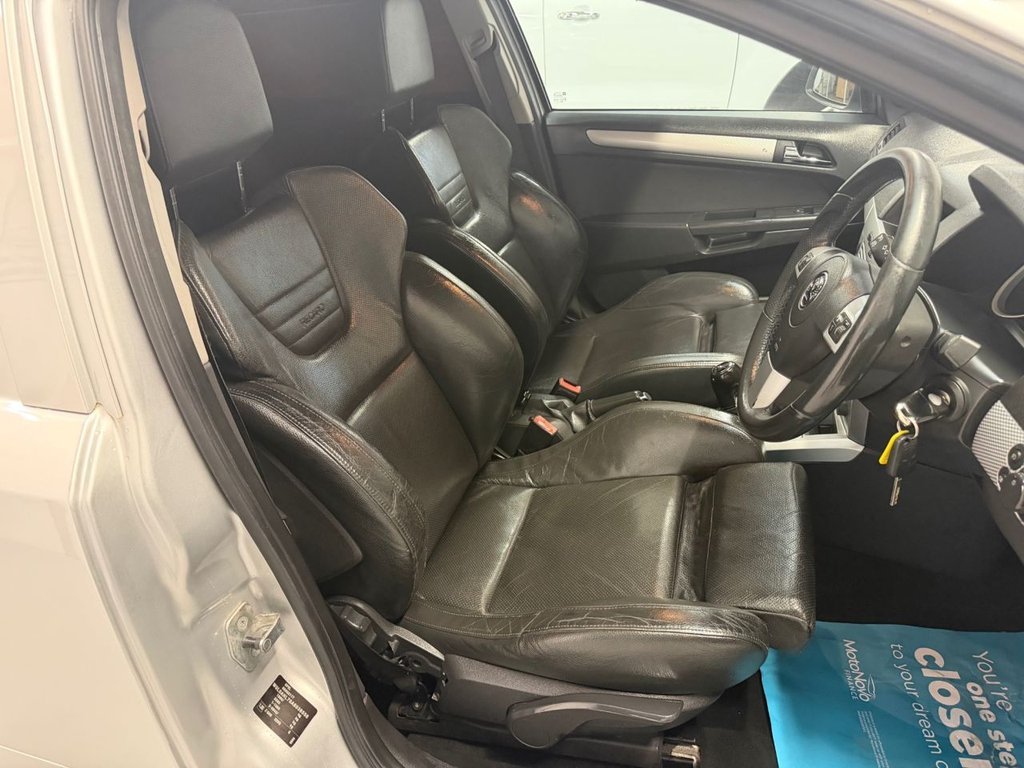 Used Vauxhall Astra Van 2010 for sale - 76535486: Photo 11
