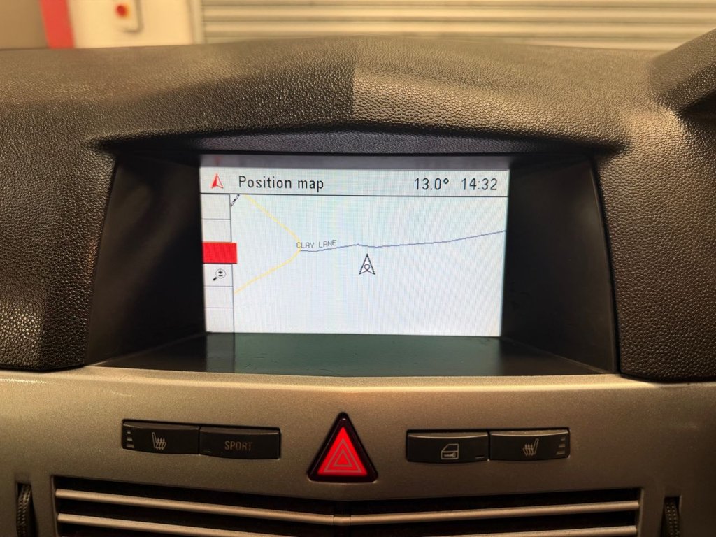 Used Vauxhall Astra Van 2010 for sale - 76535486: Photo 16