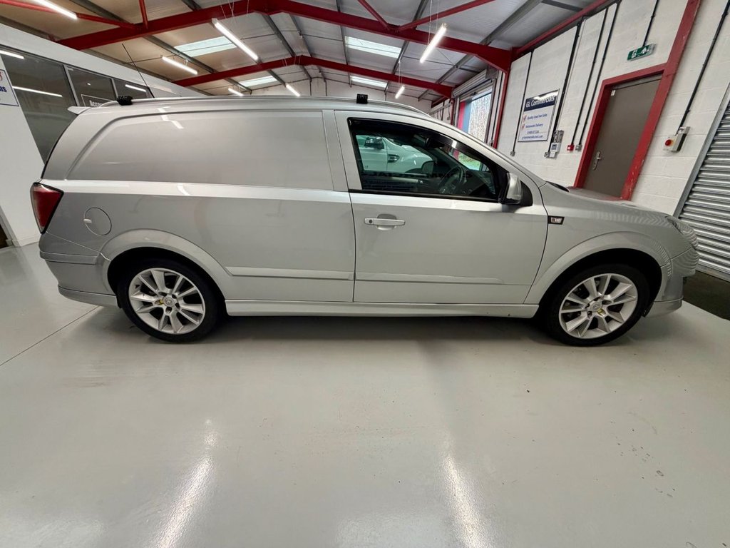 Used Vauxhall Astra Van 2010 for sale - 76535486: Photo 9