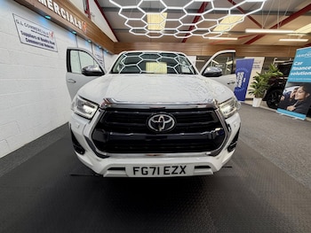 Used Toyota Hilux 2022 for sale - 79347650: Photo