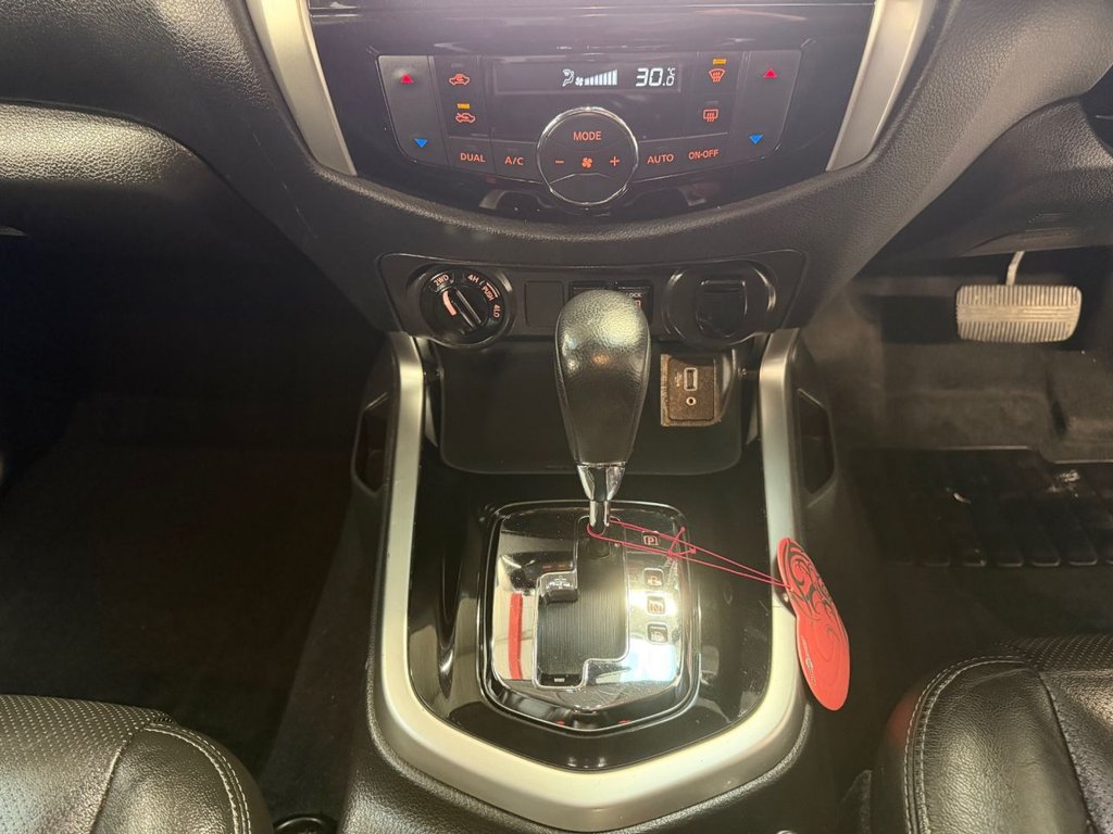 Used Nissan Navara 2021 for sale - 76617659: Photo 13
