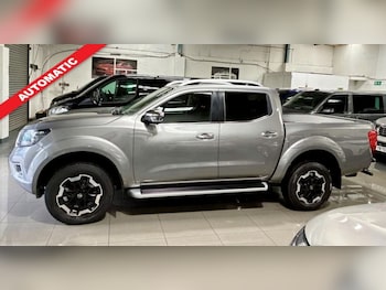 Nissan - Navara