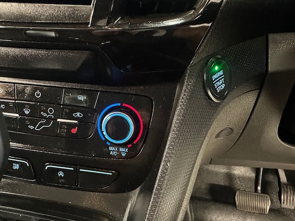 Used Ford Transit Connect 2022 for sale - 75642376: Photo 19