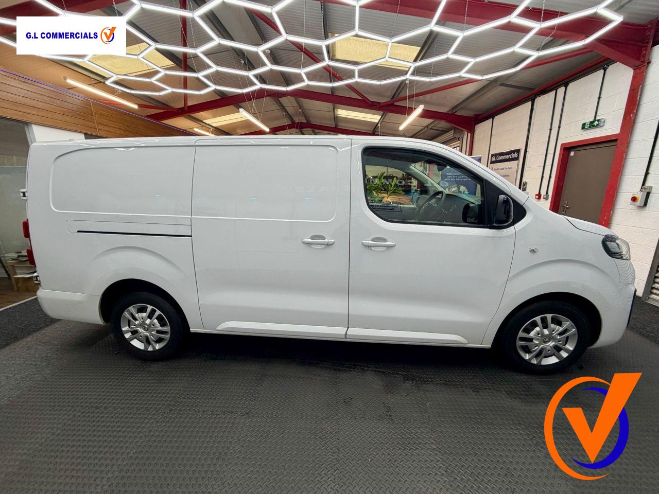 Used Vauxhall Vivaro 2023 for sale - 77950886: Photo 7
