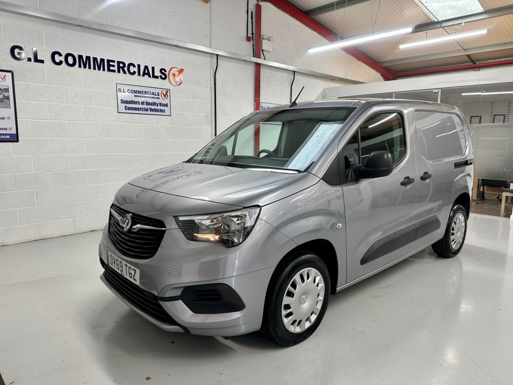 Used Vauxhall Combo 2019 for sale - 76163405: Photo 1