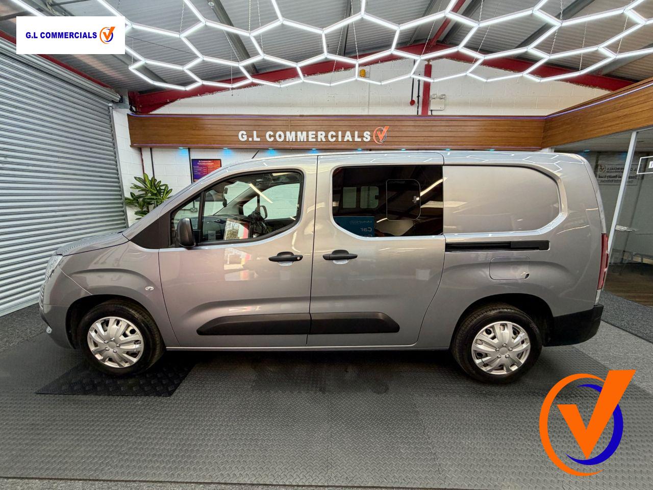 Used Vauxhall Combo 2022 for sale - 77950906: Photo 2