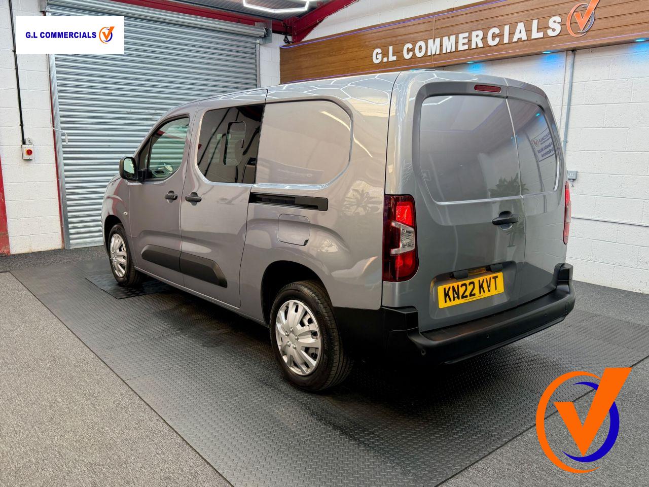 Used Vauxhall Combo 2022 for sale - 77950906: Photo 4