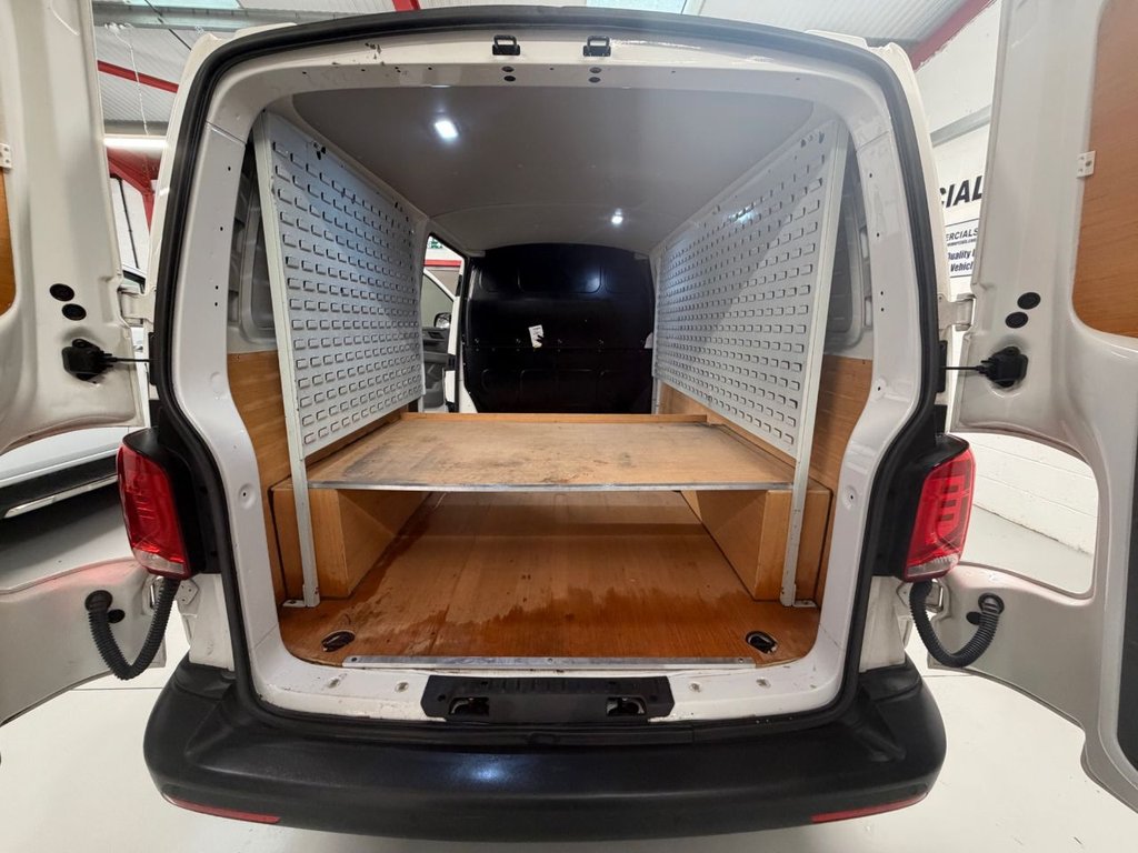 Used Volkswagen Transporter 2021 for sale - 76420057: Photo 10