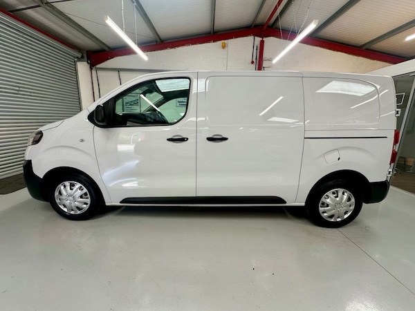 Used Vauxhall Vivaro 2022 for sale - 75671618: Photo 10