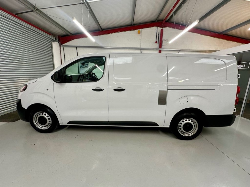 Used Vauxhall Vivaro 2022 for sale - 76923863: Photo 1