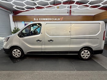 Used Renault Trafic 2023 for sale - 79232328: Photo