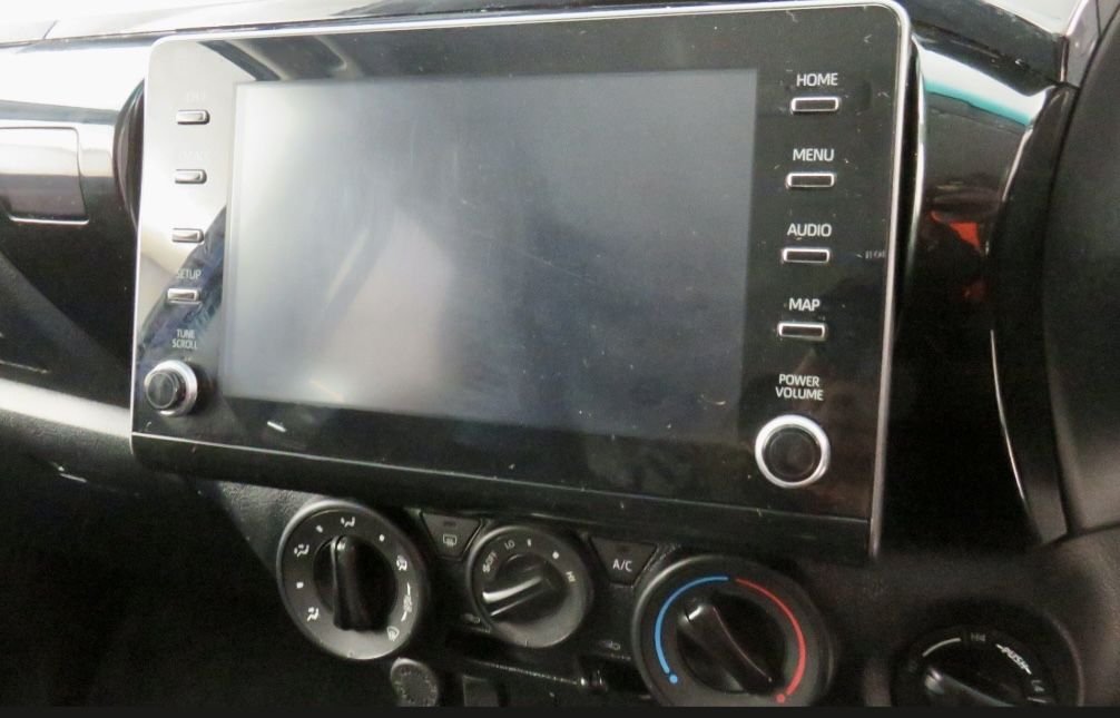 Used Toyota Hilux 2021 for sale - 76582601: Photo 21