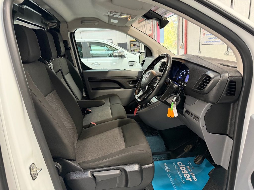 Used Vauxhall Vivaro 2022 for sale - 76304030: Photo 13