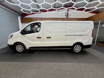 Used Renault Trafic 2023 for sale - 79456366: Photo