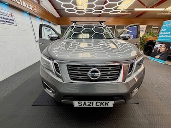 Used Nissan Navara 2021 for sale - 77821257: Photo