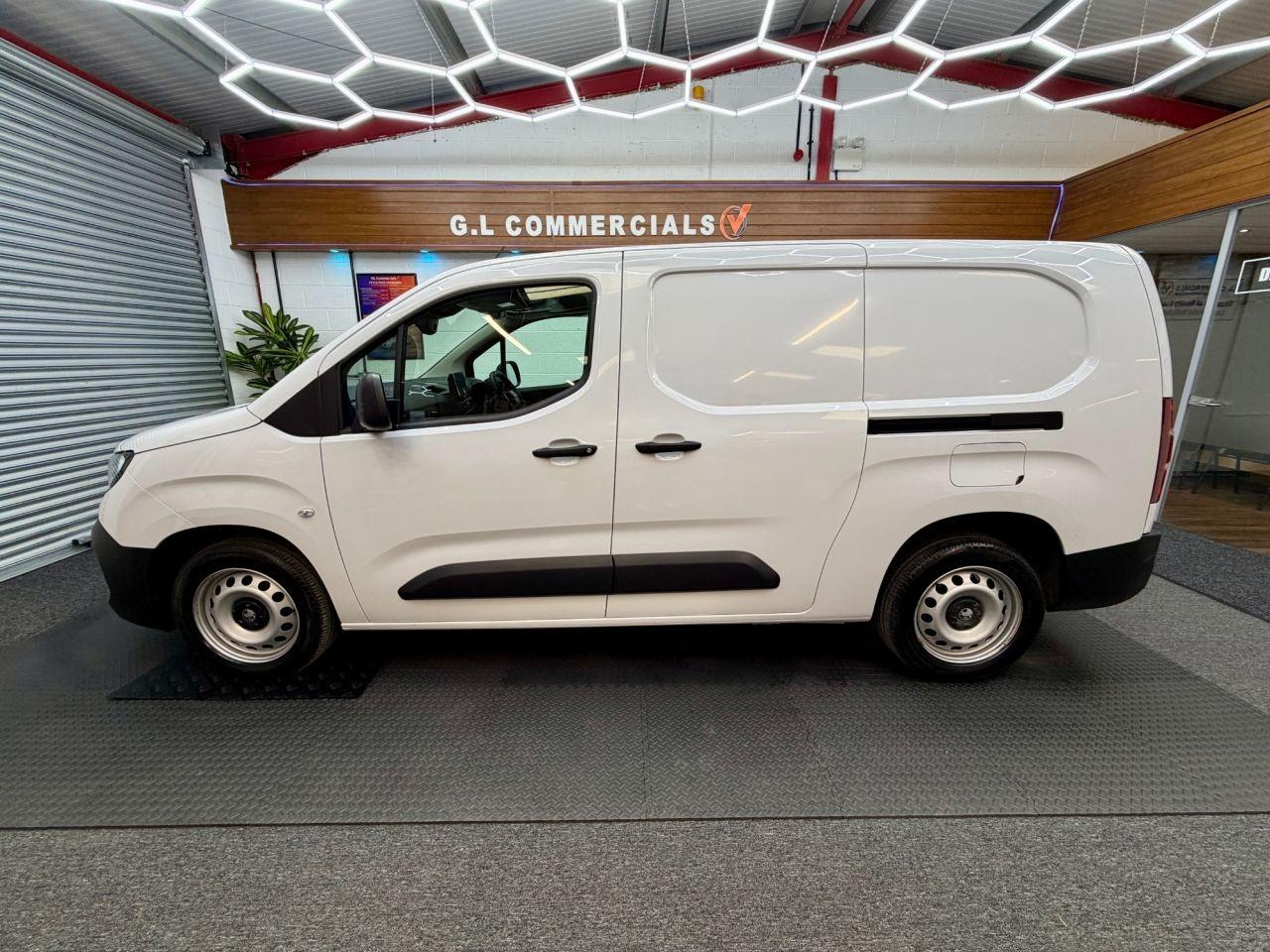 Used Vauxhall Combo 2024 for sale - 77950857: Photo 5